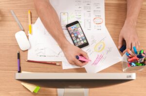 Tools, resources, and training for behavioural research